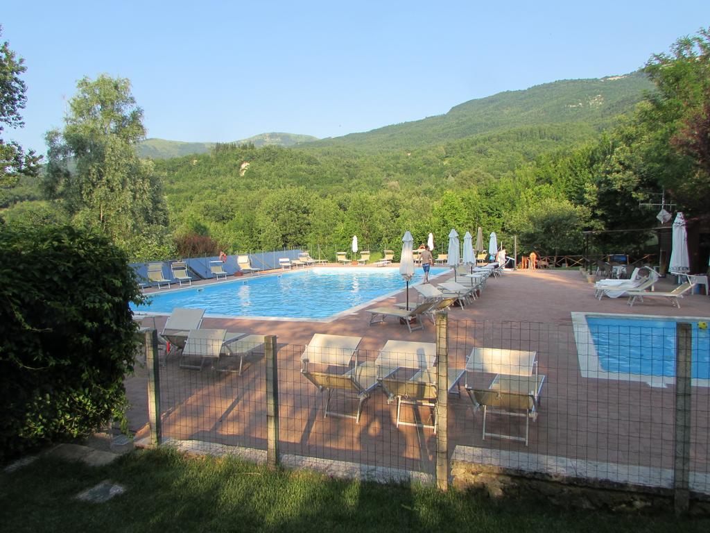 פנאבילי Albergo Lago Verde מראה חיצוני תמונה